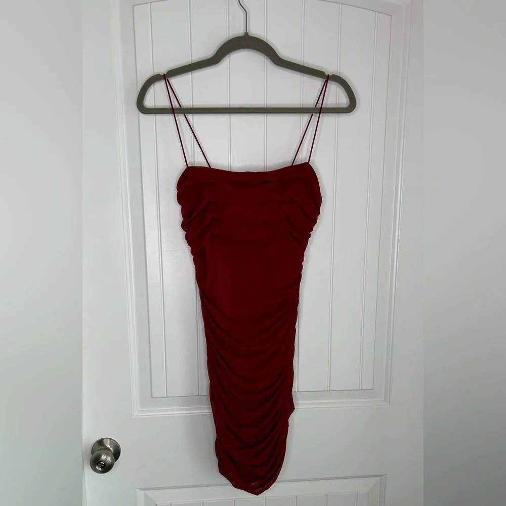 Princess Polly 6 Tara Mini Dress Red Ruched Y2K Spaghetti Strap Mini Bodycon - Picture 2 of 11